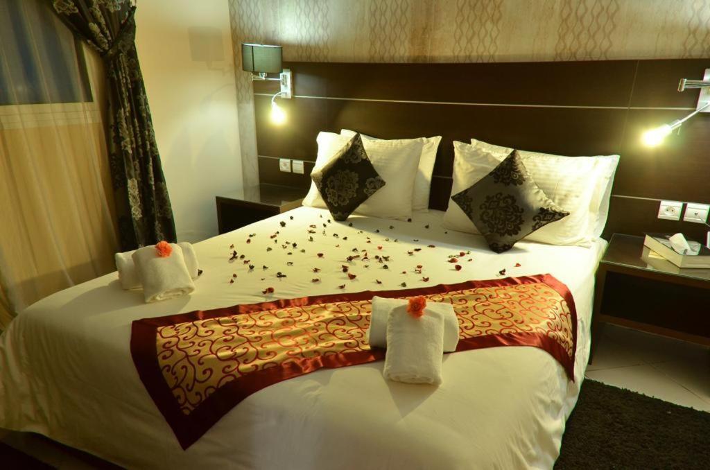 Hotel Al Akha Sidi Harazem Buitenkant foto
