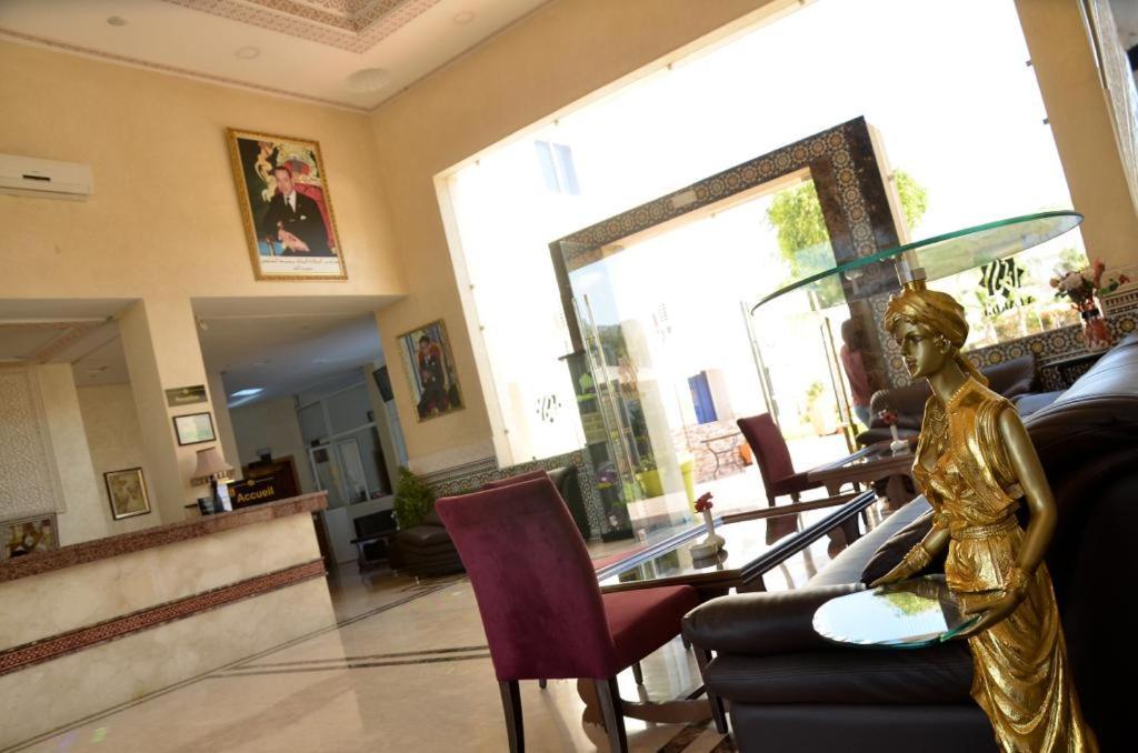 Hotel Al Akha Sidi Harazem Buitenkant foto