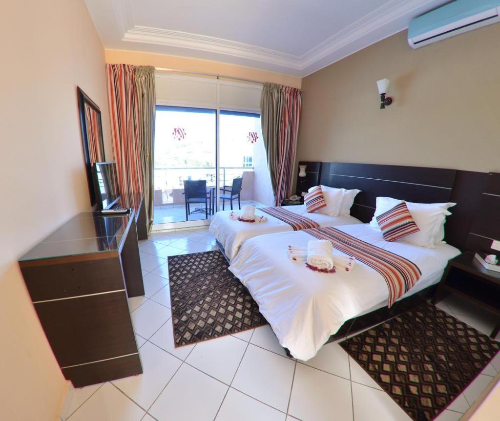 Hotel Al Akha Sidi Harazem Buitenkant foto