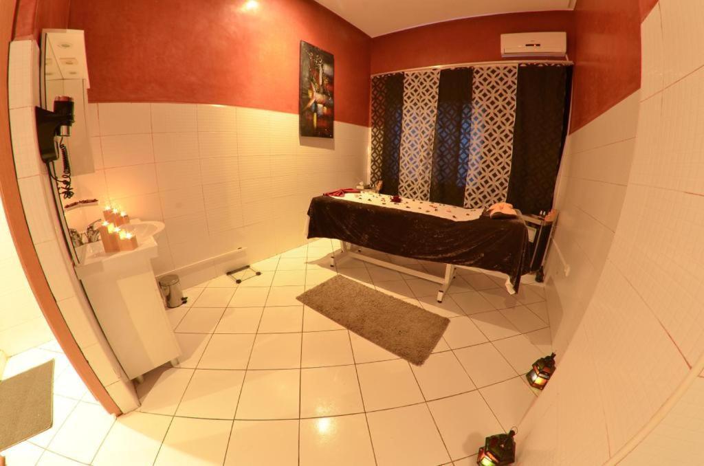 Hotel Al Akha Sidi Harazem Buitenkant foto